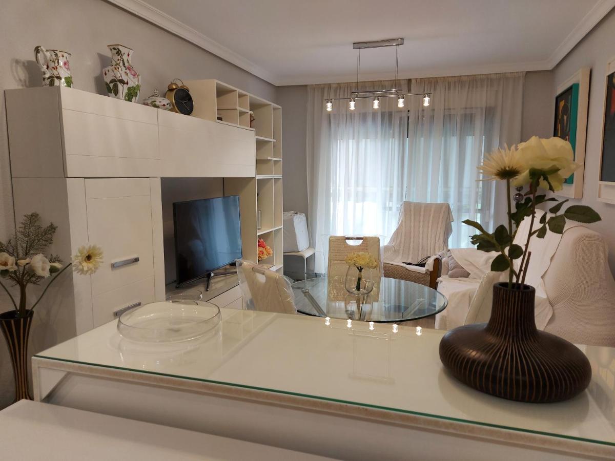 Love Rent4 Malaga Bajondillo Playa Ii Апартаменты